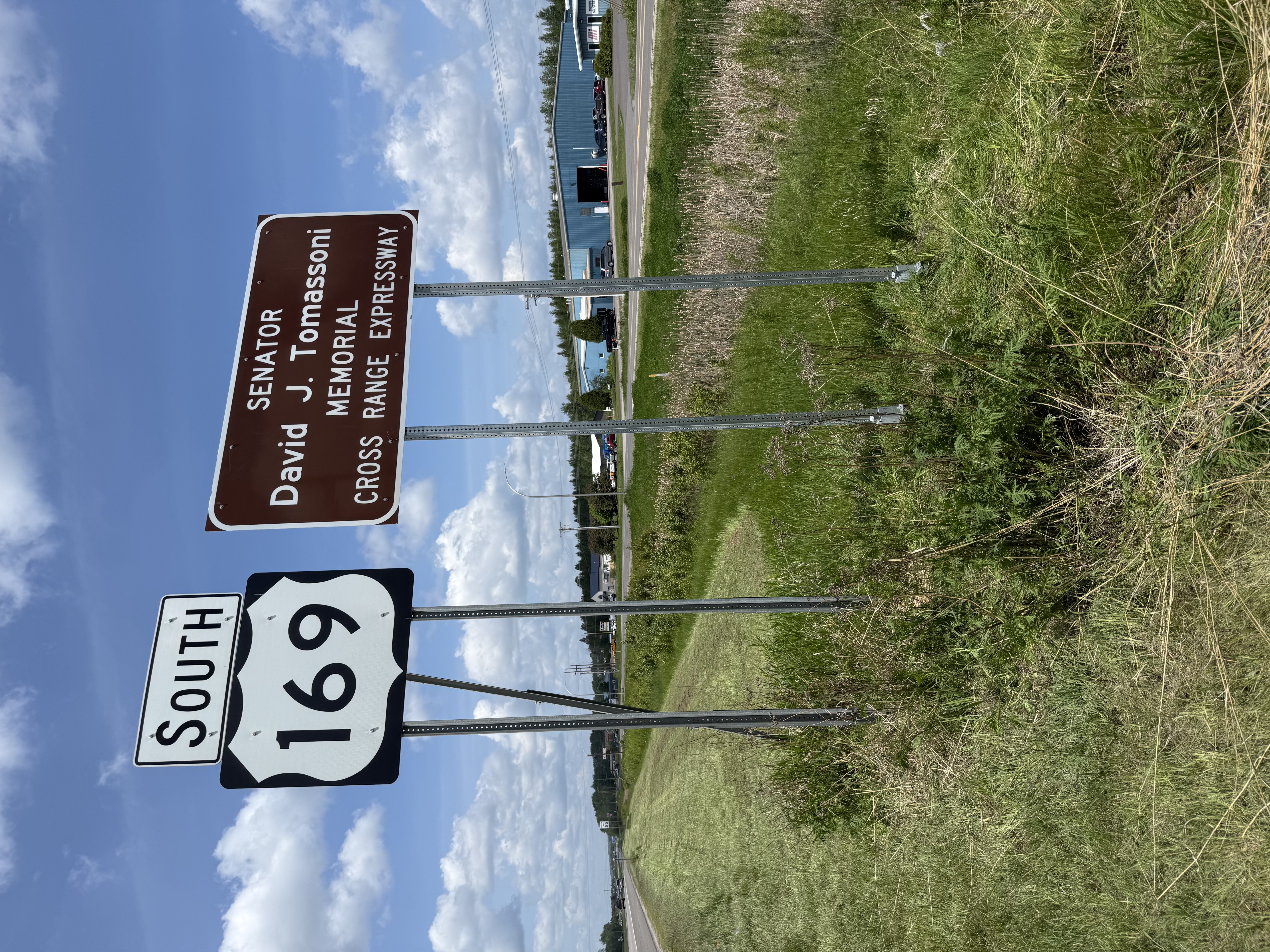 Tomassoni signage in Mountain Iron